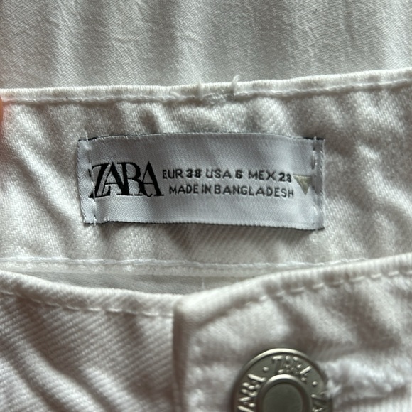 straight leg white zara jeans - Picture 2 of 2